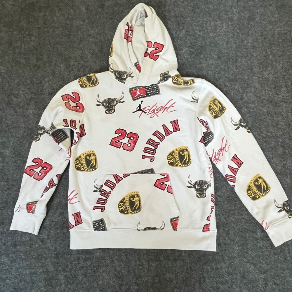 Jordan Boys XL White All Over Print Championship Bulls Hoodie C897-782